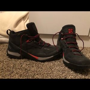 5.10 approach/hiking shoes